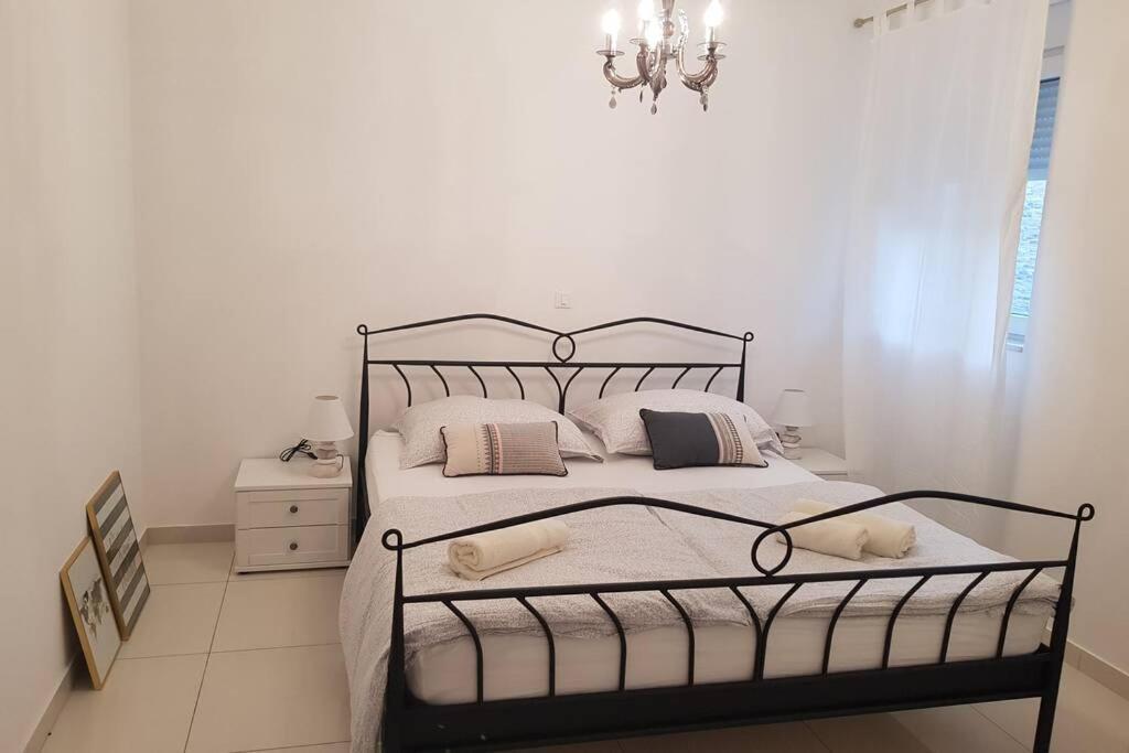 Апартаменты Apartman M&S 1 Kali, Otok Ugljan Экстерьер фото