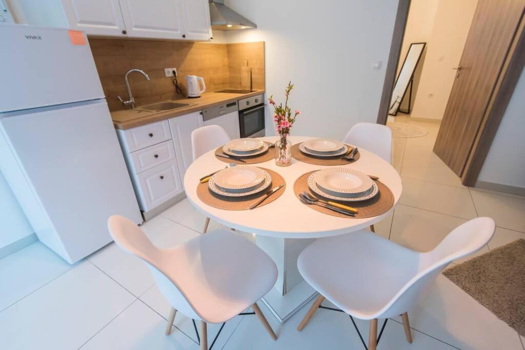 Апартаменты Apartman M&S 1 Kali, Otok Ugljan Экстерьер фото